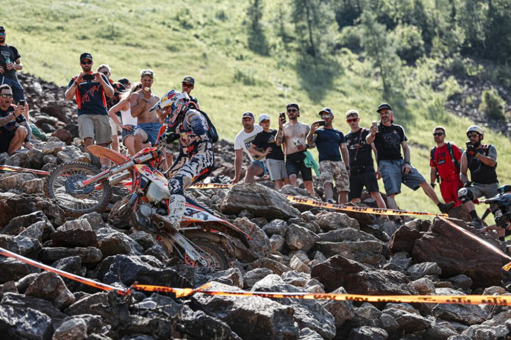 Fim Hard Enduro World Championship Heads To The Iron Giant The Red