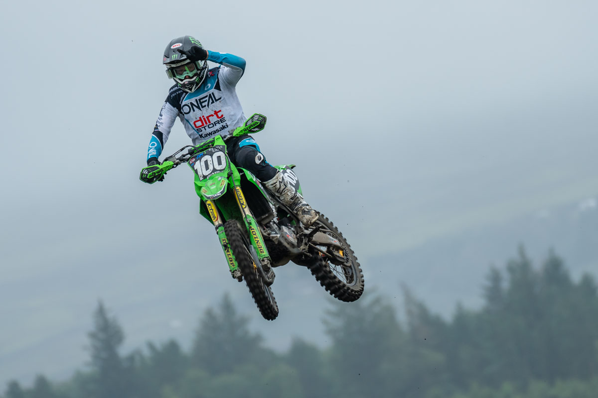 Searle & Rizzi make it a superb School House weekend for Dirt Store Kawasaki!