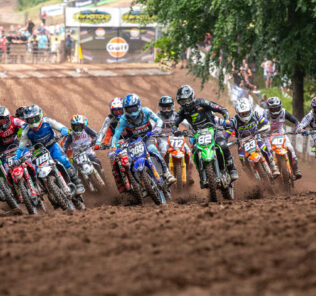 The Dirt Store British Motocross Championship and Fastest 40 Join Forces for a Historic Event at Hawkstone Park