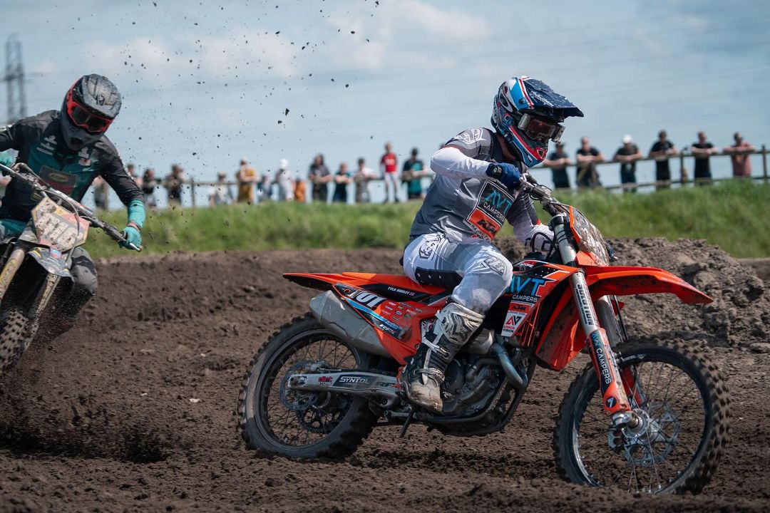 Hooley makes his mark on Fastest 40 MX Championship for AVT Campers KTM at Preston Docks!