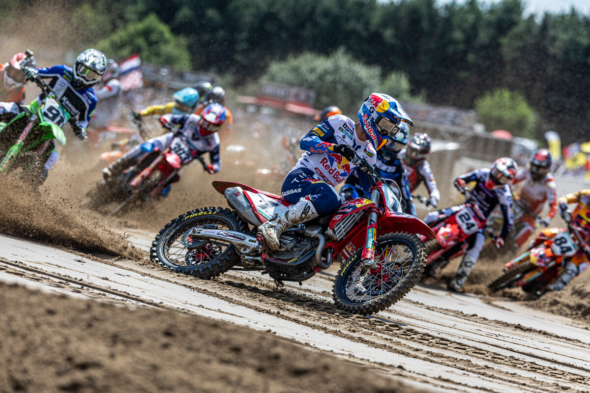 Prada closes the gap on Gajser with second at MXGP of Flanders in Lommel