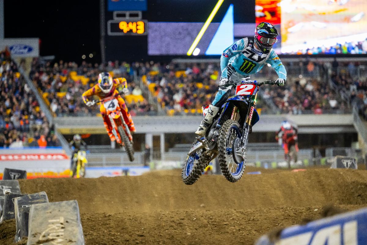 Webb and Vialle win 2025 Pittsburgh Supercross - Race Report & Results