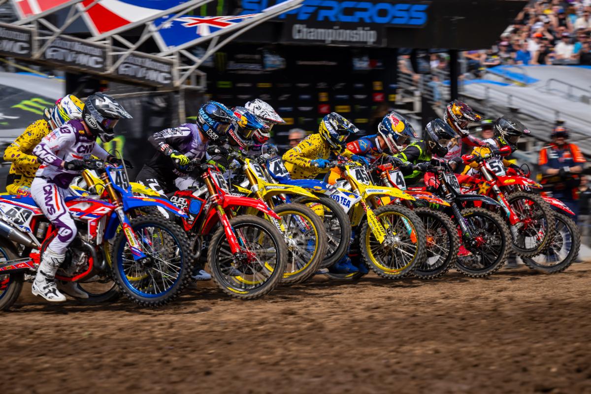 Sexton & Hammaker do the business at the 2025 East Rutherford Supercross - Race Report and Results