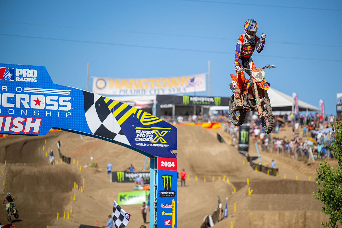 Chase Sexton sweeps Hangtown with sensational last to first race victory!