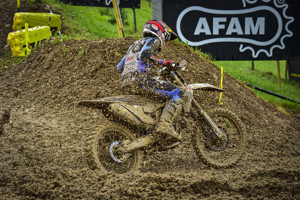 Sunshine & showers bring qualifying race wins for Febvre & Coenen at MXGP of France