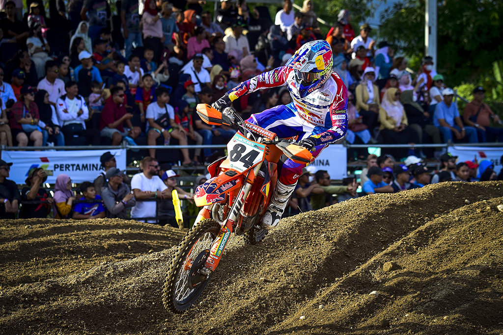 Immaculate wins for Herlings & Lucas Coenen at MXGP of Lombok