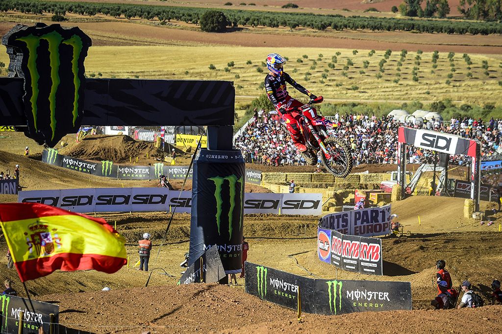 The winning ways continue for Prado & Coenen in 2024 MXGP of Castilla La Mancha Qualifying races