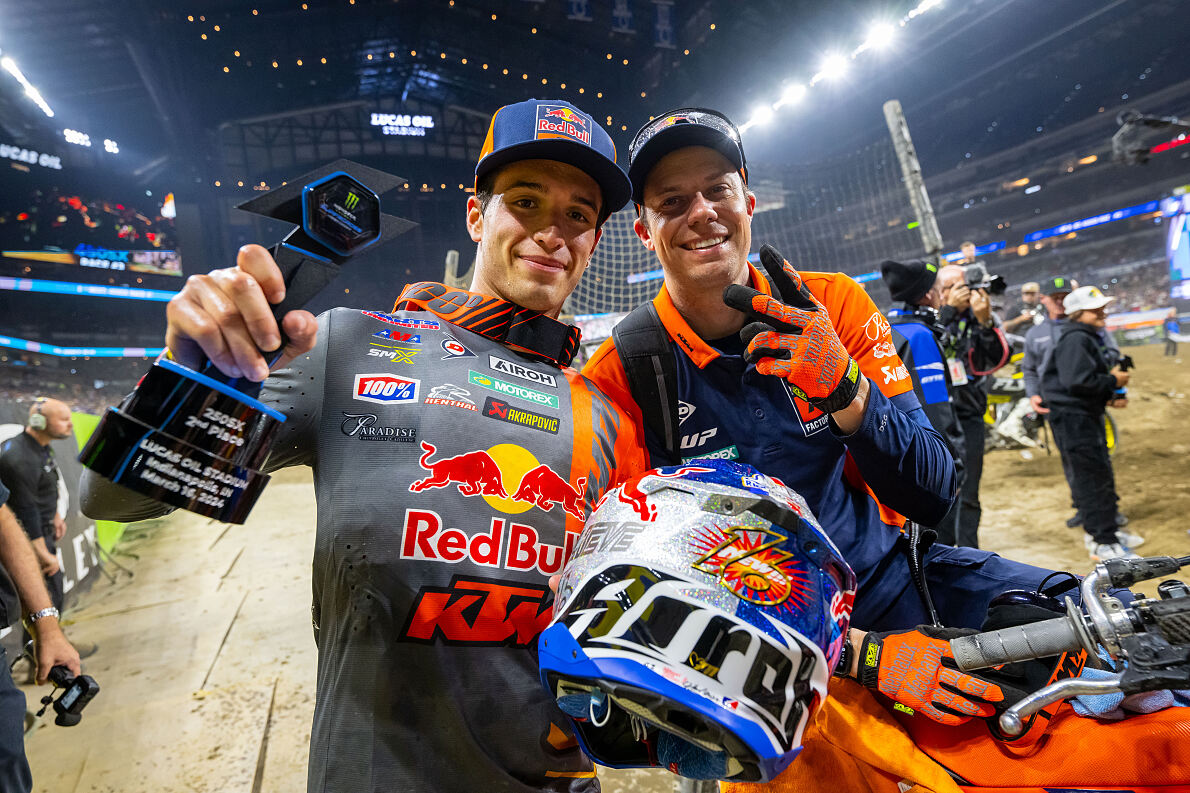 podiums for Tom Vialle & Chase Sexton at Indianapolis Supercross