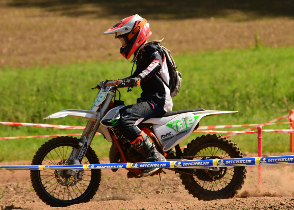 Fast Frankie reigns at Hedingham! Eastern Youth Enduro Championship Round 3