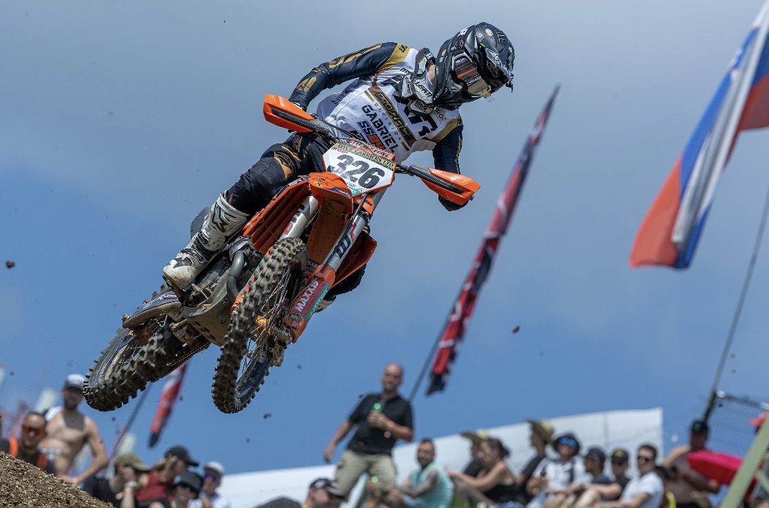 Tough return from injury for Gilbert at MXGP of Czech Republic