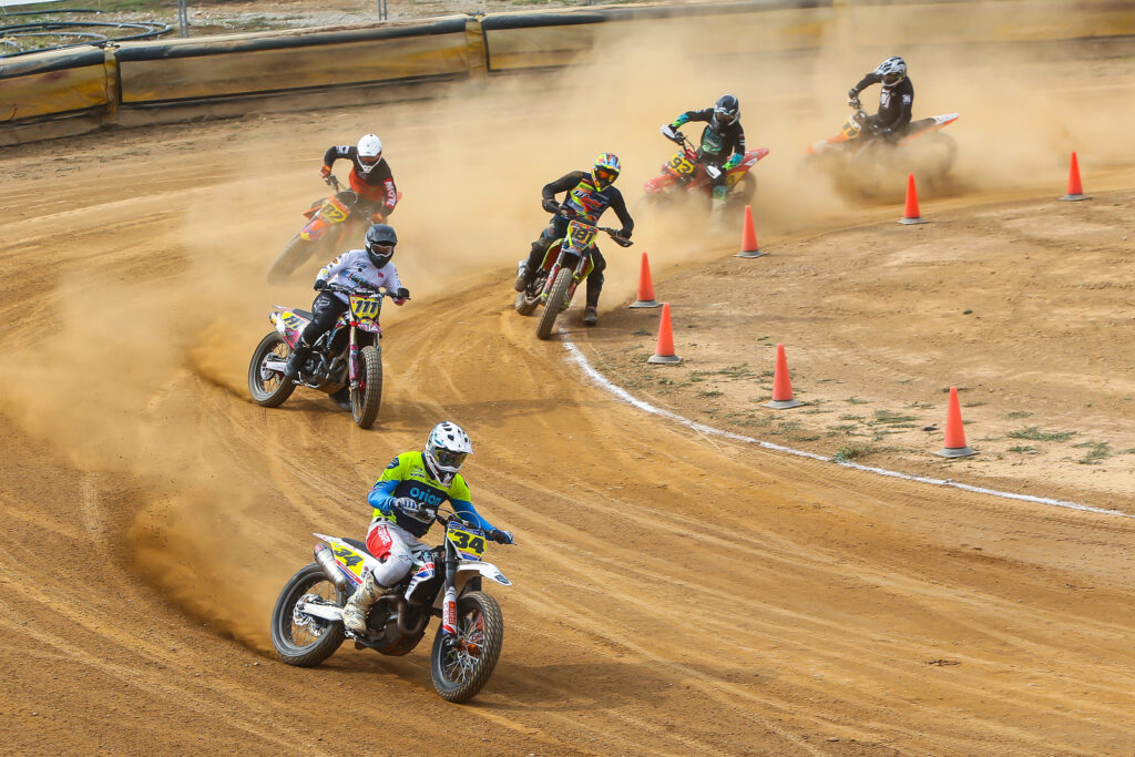 Neave & Bell begin their 2024 FIM Flat Track World Championship campaigns in Italy